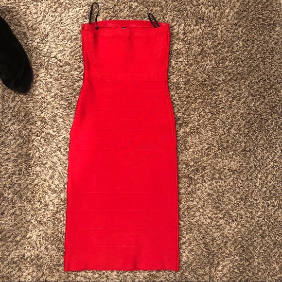 bebe Dresses & Skirts - Strapless bandage dress